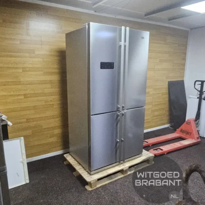Beko - Amerikaanse koelkast - GNE114632X
