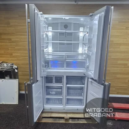 Beko - Amerikaanse koelkast - GNE114632X